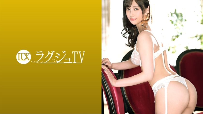 LUXU-1527 Luxury TV 1516 A nurse with a bold side of satisfying sexual desire with 3 saffle and 6 masturbation a week while wearing a beautiful and calm atmosphere of an adult has appeared! The slender beauty body is exposed in front of the camera for the LUXU-1527