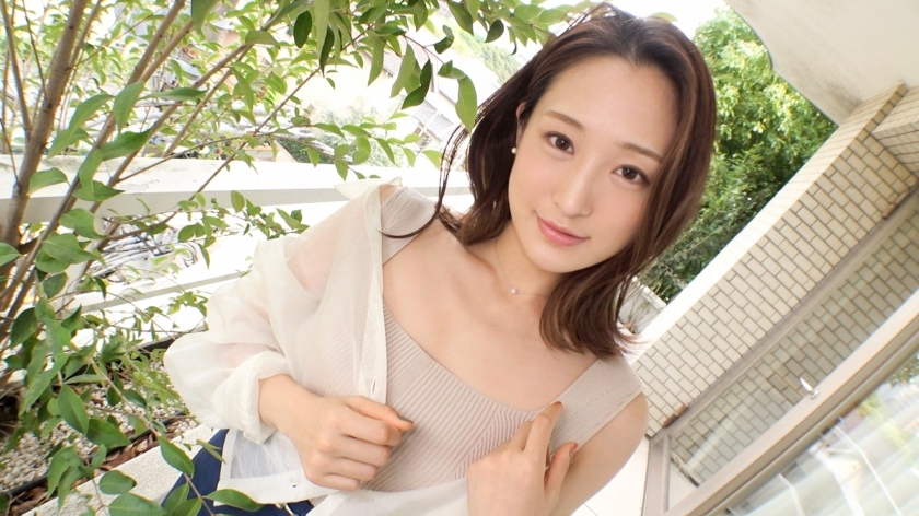 SIRO-4966 [I have been dating with the same sex] An experienced and preeminent style sister. A nasty Oma who makes a stain on the panties with a little foreplay Inserts Ji Po who got excited by this, and the non-stop piston on the verge of collapse of the SIRO-4966