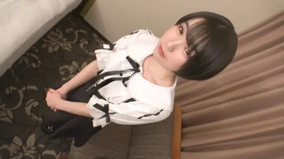 SIRO-4923 [First shot] [Black hair short x minimum] Pichi Pichi Arbiter who just graduated from high school appears on AV. Repeating the piston on a small body while wearing knee high socks ... AV application on the net → AV experience shooting 1859 SIRO-4923