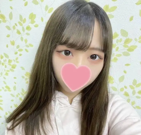 FC2-PPV-4588423 *Face revealed* Cute amateur 19-year-old Ena-chan. She doesn't listen to what the store says, so we'll punish her. Even though she's cute, we can't forgive her, so we'll do it with no permission or cum shot. FC2-PPV-4588423