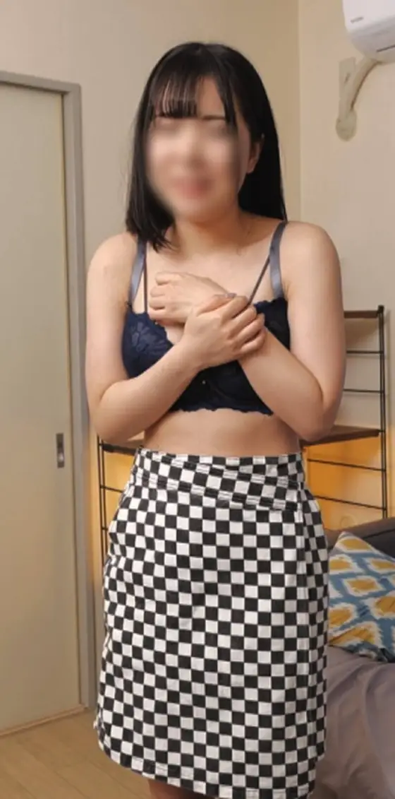FC2-PPV-4588883 [Special price 800 yen] An ordinary woman's first experience FC2-PPV-4588883