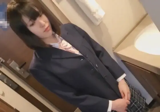 FC2-PPV-2347224 Face revealed [Help...] Fair-skinned, big-breasted cheerleader ③ She was taken out during lunch break and made to do obscene acts in a hotel by two men every day, and creampied. FC2-PPV-2347224