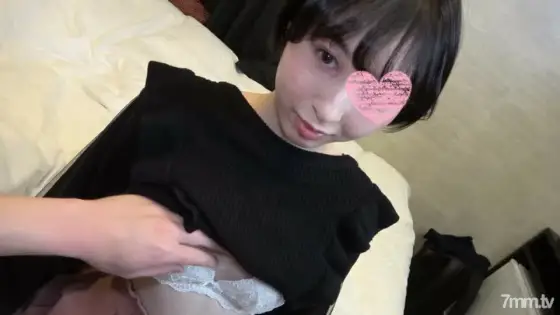 FC2-PPV-1829435 An 18-year-old beautiful girl who works at her parents' flower shop. Enjoy the naive body with whitening beautiful breasts that do not know dirt yet. His face is dyed with a large amount of semen and he is baptized for the first time FC2-PPV-1829435