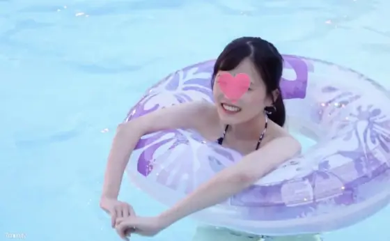 FC2-PPV-1503339 Overwhelming beautiful girl JD Yuka and private Gonzo in the night pool ❤️ A transparent face with glasses removed ❤️ Limited release [2980pt → 1980pt] Purchase privilege available FC2-PPV-1503339