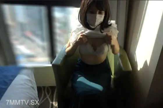 FC2-PPV-3202792 * First time limited quantity 1930pt → 1093pt [Gonzo] Leisurely continuous vaginal cum shot to a married woman who is trembling with fear of being seen by passers-by FC2-PPV-3202792