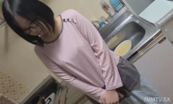 FC2-PPV-3604476 Tai's Hiramitsu glasses-like big-breasted old woman. Punishment for ignoring duplicate contact. After all, M. FC2-PPV-3604476