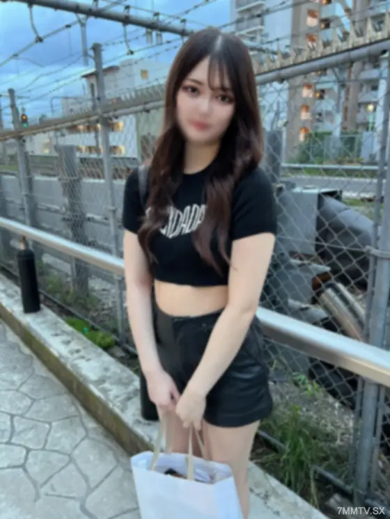 FC2-PPV-3645126 "**This is a work anniversary" One 9-year-old thick-skinned p-active girl, with a print. Yonanbachi Waindo ejaculation is coming! Bingshan general female hole-covered middle-aged bait teaching, multiple ejaculation with sensitivi FC2-PPV-3645126