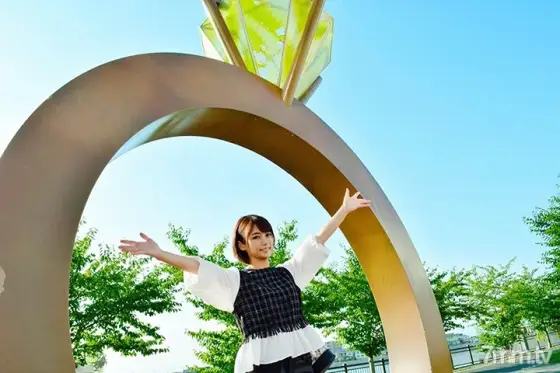 FC2-PPV-1584241 [First leak] Former reader model Fukuoka Logistics company public relations OL slender beauty ab*m* reality show appearance behind the scenes POV data FC2-PPV-1584241