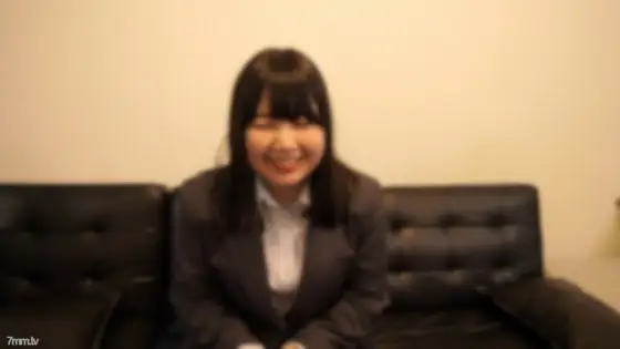FC2-PPV-1742950 [First shot / graduation commemoration] Innocent and immature 08-year-old who seems to be a research student is vaginal cum shot while 3 shots Cum Cum Circle 11 Sakura FC2-PPV-1742950