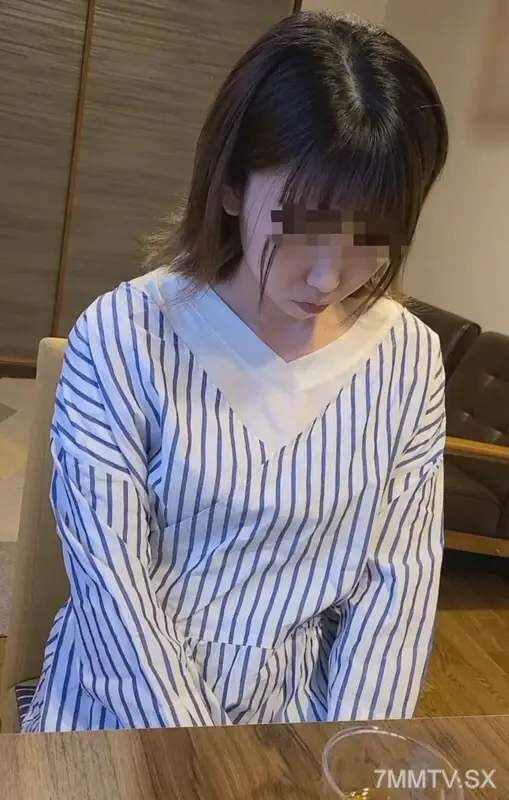 FC2-PPV-3794449 [Personal] A calm and calm old lady is careful to be strong and give in to self-desired creampie FC2-PPV-3794449