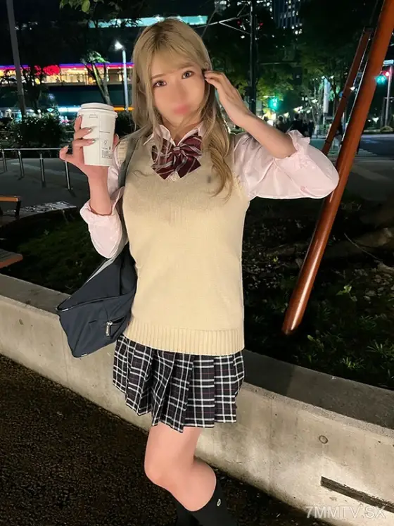 FC2-PPV-3882681 *Limited quantity* [Personal beat/Creampie] Gold-haired "big breasts" gal J●Masaki 18 years old FC2-PPV-3882681