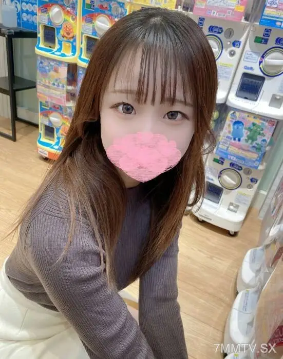 FC2-PPV-3339581 Introduced by a friend of mine, a cute 18-year-old girl who has a lot of experience. Final work. FC2-PPV-3339581