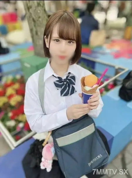 FC2-PPV-3389407 "Treasure Strange Interest Video 1st" Sexual love experience 18-year-old Fcup Momo's amusement park meeting ♡ After XOXO, confirmed pregnant video at the liquor store outflow of turbid semen! ︎ FC2-PPV-3389407