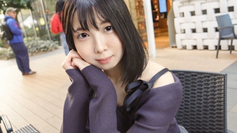 SIRO-5489 "【Is this gap amazing?】 A calm nursery teacher who is popular with parents is sexually frustrated. She has a pure face, but she wears underwear like this all the time... The sight of her shaking her hips on her own is too erotic! [...]& SIRO-5489