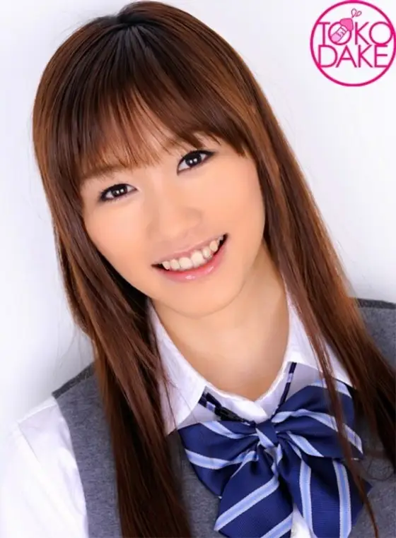 SERO-055 [Sokunuki] A girl in uniform who gets her pussy wet with a finger fuck on the train and gets ejaculated in her mouth with Deep Throating! I rubbed my pussy with my hand and put my finger inside. Another man is played to insert a cock into his mou SERO-055