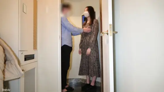 FC2-PPV-2714921 [Immediate play] Beautiful sound college student Miku and immediate play ejaculation in the production OP! I have a boyfriend, so I can't do it ... [Tokyo beauty's word blame handjob] FC2-PPV-2714921