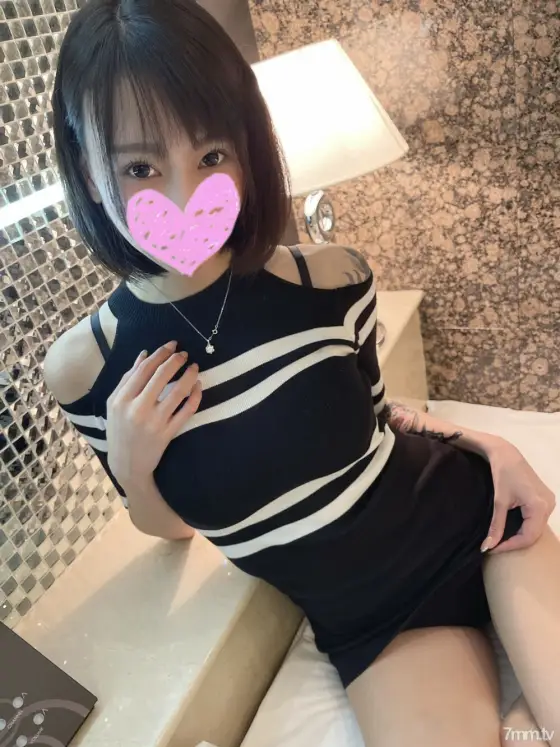 FC2-PPV-2657795 [Personal shooting] SEX out to a beautiful receptionist who is addicted to cock who can not help but begging for an erection cock while dripping lewd juice from a nasty pussy !! Receptionist: Tsubasa (24 years old) FC2-PPV-2657795