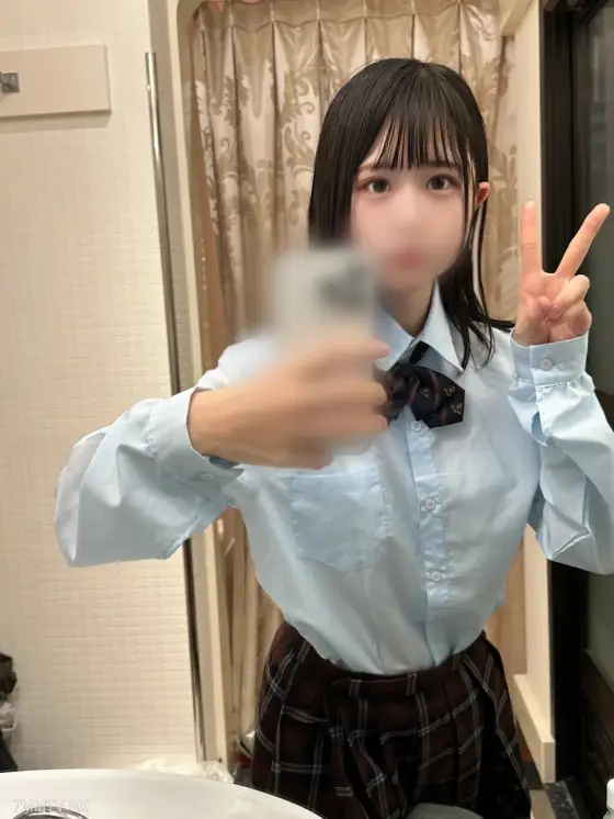 FC2-PPV-4091617 Limited quantity! Special treat! [Immediately stop a potentially dangerous meeting] Must-see! The current J○ criminal is so cute! Rejected life, undeveloped small body, no responsibility creampie FC2-PPV-4091617