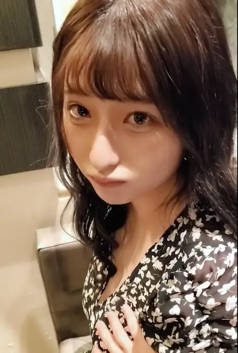 FC2-PPV-1761875 Female announcer grade 19 year old I cup girl Gonzo FC2-PPV-1761875