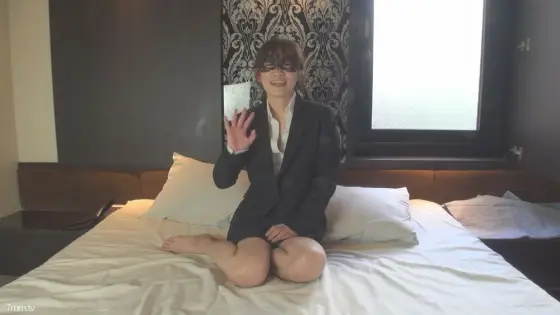 FC2-PPV-905033 [Half price 500 yen] "Insert for 25 minutes all the time" Two consecutive shots to a 50-year-old flower arrangement master pet married woman Creampie + belly shot "You, this is the difference between you and your husband. Loo FC2-PPV-905033