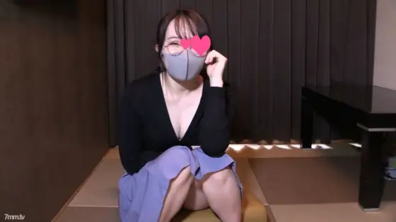 FC2-PPV-1325156 [Personal shooting] 95㌢ G cup glasses OL Creampie SEX ♂ Push down sleeping back 3 consecutive deaths! FC2-PPV-1325156