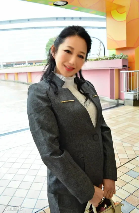 FC2-PPV-1375081 [Individual] A 50-year-old married woman doctor living in Kyoto has an affair trip. Saddle is knocked down by a young meat stick at the training destination until the waist breaks and seeding [First special price] FC2-PPV-1375081