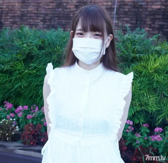 FC2-PPV-1948837 [Real 18 years old ♡] Real 18 years old who just graduated from high school ♡ It's really bad if you get caught ... She is afraid of leakage! I will publish it without any problem (* ´∇ ｀ *) FC2-PPV-1948837