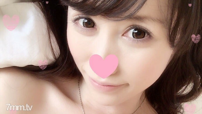 FC2-PPV-662752 [Personal shooting] 20 years old ☆ S-class beauty "The best raw dick ♥" I love raw squirrels with a neat appearance! Continuous climax that leaks voice to A with a demon piss that shakes small breasts [No moza] With bonus video FC2-PPV-662752