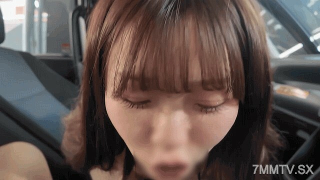 FC2-PPV-4338225 [In-car explosion] Ro Rikawa Miho -chan attack on a sleeping person ♥ soft body and offshore car love. While I was staring at him like a street person, I was completely shocked! FC2-PPV-4338225