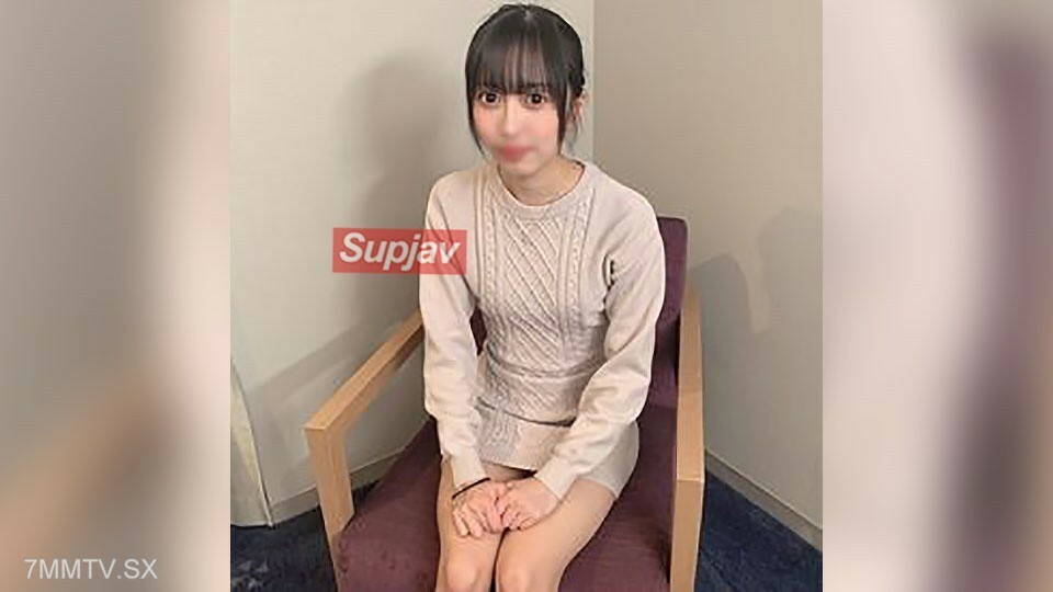 FC2-PPV-4343600 Immediately after graduating from school, she is a pure white angel. A beautiful shaved man with a large amount of vulva shooting, a beautiful waist of the emperor by Qing! FC2-PPV-4343600