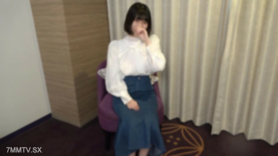 FC2-PPV-4376961 A pure white beauty with big G-cup breasts. A slender beauty with a body worthy of a gravure model, this intelligent Japanese teacher has a special lesson with two massive creampies and three massive facials! FC2-PPV-4376961