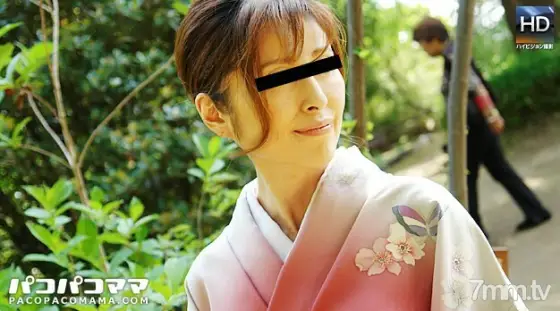 082812-726 The new wife who looks good in kimono is a beautiful busty beauty 082812-726