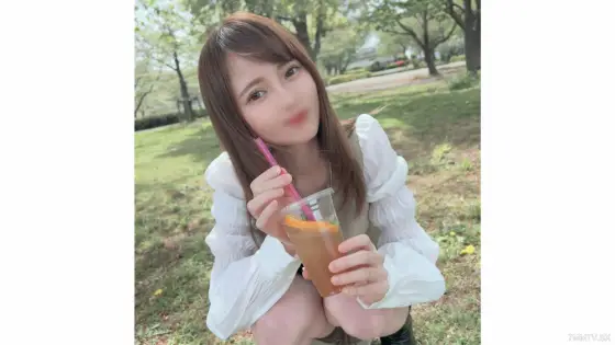 FC2-PPV-4452689 First shoot/look! Limited to 3 days! A small and cute hostess, he is so weak and cannot be pushed by his extremely low male experience... He continues to insert and is rejected, so he continues to insert and is unable to proceed into the v FC2-PPV-4452689