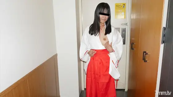 010720-01 When I called Deriheru, I came with a shrine maiden costume 010720-01