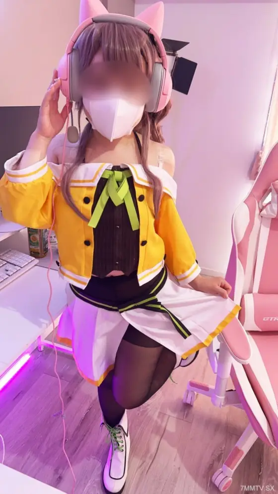 FC2-PPV-4530769 VTUBER NATSURI MAORI FCUP's Achan division FC2-PPV-4530769