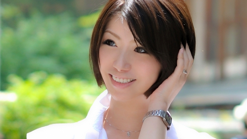 ETQT-067 A married woman who became open in a hot spring resort and a hot body in an open-air bath suddenly changed into a horny married woman? Turn your back and ask for insertion from the standing back! What an outrageous woman! ETQT-067