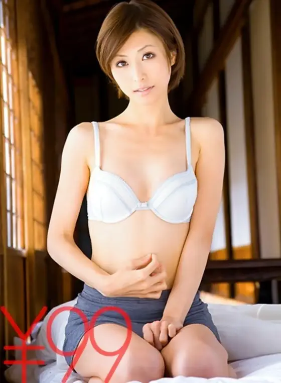 DV-1236 [Advantage] Hinata has sex with volunteer activities. First of all, face sitting across the opponent's face. If you lick it a lot, it will be united in a face-to-face sitting position. She holds herself all the way in and shakes her hips viol DV-1236