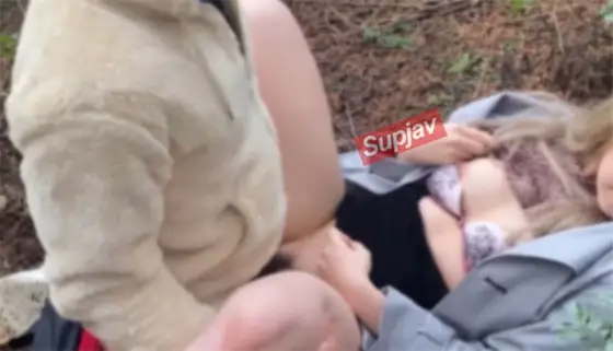 FC2-PPV-1346357 [Limited quantity] "Face revealed, thin mosaic, no location gauss" delivery. Take your best friend's sister to the forest with your senior and force her to cum inside you. FC2-PPV-1346357