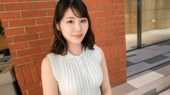SIRO-5580 "A beautiful pachinko parlor employee can't be satisfied with just masturbation, so she comes to see us! Her fair skin and voluptuous ass will make you explode with sexual desire! She can't help but cum, exclaiming, 'It feels SIRO-5580