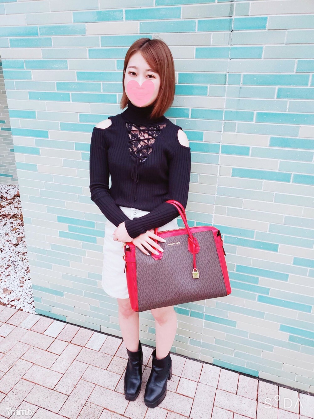 FC2-PPV-2427237 Until 11/14 (Sun) 1980pt ⇒ 990pt [No charge] Great deal with 2 new movies! Umi-chan, a cool beauty who works in the apparel industry♥♥, when you thrust into her climaxing pussy, her cool expression changes, revealing her orgasmic fac FC2-PPV-2427237