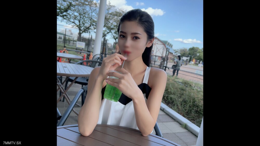 FC2-PPV-3997944 The first round of success! Limited quantity reached! An oriental beauty with four rays of sunlight, living in a sea of ​​passion. Reminiscences of the personal experiences of the former Wagakuni students who left the school... A forei FC2-PPV-3997944