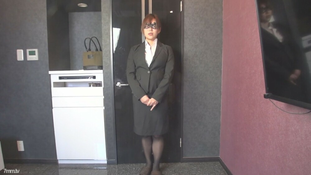 FC2-PPV-923386 [Half price 500 yen] [Overview "29" 77 minutes recording] National University Associate Professor Married woman "It's like getting married to academics" "My husband is a university professor. Only he knows men& FC2-PPV-923386