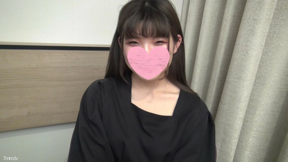 FC2-PPV-1801647 First shot ♥ ️ Complete appearance ♥ ️ Professional student 20 years old who looks good with long hair ♥ ️ Devoted blowjob & raw etch first experience of a fair-skinned beautiful girl with beautiful legs & nice ass ♥ FC2-PPV-1801647