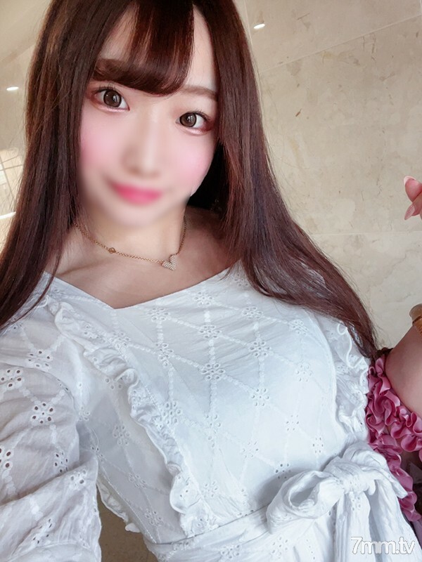FC2-PPV-2067879 Complete appearance ★ Fair-skinned neat 18-year-old active female ○ student! A metamorphosis eros hidden by a teenage ordinary girl who gets wet just by looking at the dick! Dangerous Nissei Saddle with no sexual knowledge because it i FC2-PPV-2067879