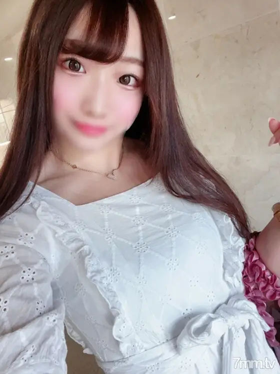FC2-PPV-2067879 Complete appearance ★ Fair-skinned neat 18-year-old active female ○ student! A metamorphosis eros hidden by a teenage ordinary girl who gets wet just by looking at the dick! Dangerous Nissei Saddle with no sexual knowledge because it i FC2-PPV-2067879