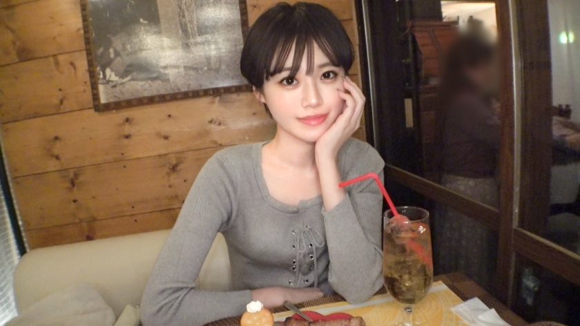 SIRO-5288 I want you to teach me all kinds of naughty things ♪ Contrary to her boyish appearance, she is a shy girl who is unexpectedly lewd and shy! She is a tall, slender beauty with beautiful legs and a perfect body. A talented erotic talent with a g SIRO-5288