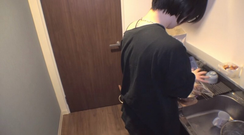 FC2-PPV-4842726 [Sorry, Boyfriend] When I went to visit my boyfriend at home, he was making lunch for me, so I interrupted him and got the urge to do it, so I did it right there. FC2-PPV-4842726